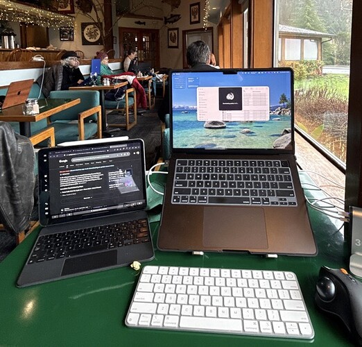 MBP_iPad-sidecar_RWR26